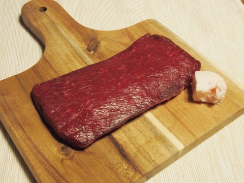 100%北海道産熟成鹿肉のセロース