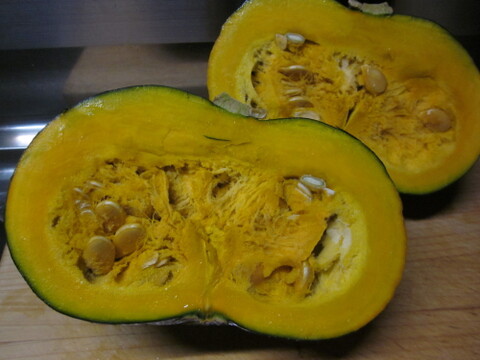 【ワケアリ】北海道産ホクホクのあま～い南瓜　４キロ（２〜４玉）