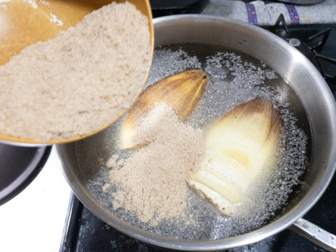 【クール便】自然の恵み！アクの少ない天然たけのこ（2本〜）