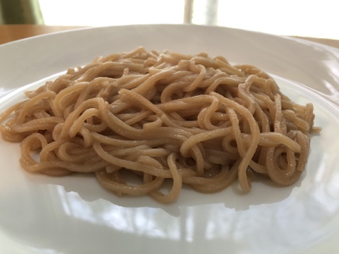 もっちもちの食感！自然栽培で育った玄米の旨味たっぷりのおいしい米めん（細麺）5袋セット（100ｇ×5）