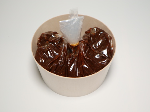 幻の大豆"八鹿浅黄(ようかあさぎ)"を100%使用したプレミアム無添加味噌(長期熟成) (200g) 大豆の豊潤な味と香りを感じられます。