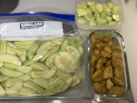 『季節限定』地元で大人気❣️摘果メロン《子メロン》(2kg✖️2箱)