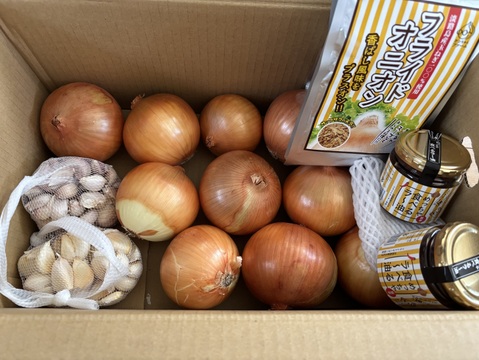 【福袋2025】「淡路島玉ねぎ４キロ」&「２種のにんにくバラ合計500ｇ程度」（3000円相当）