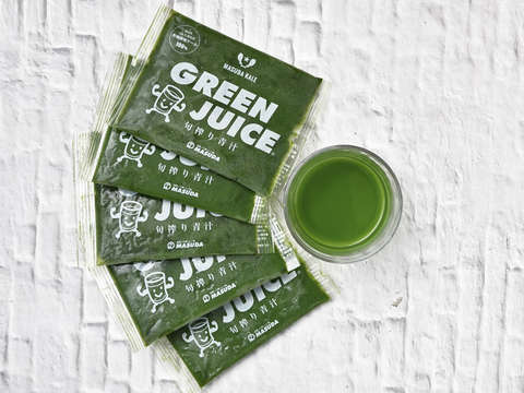 【母の日ギフト】スーパーフード「ケール」餃子＆無添加 旬搾り青汁グリーンジュース「いつまでも元気でいてね！」というメッセージを込めて
