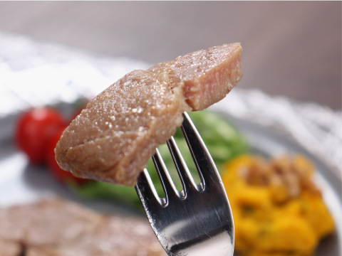 【お買い得5パックセット】しっかりソース味「元気豚 肩ローストンテキ」130g×5パック