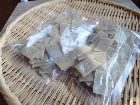 奥出雲産自然栽培寒干しかきもち"よもぎ"