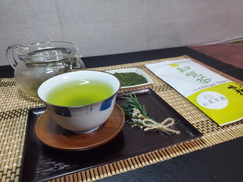 【新茶のみ使用】知覧茶　100g×2袋　日本茶インストラクター在籍店　茶農家が販売するお茶　深蒸し煎茶　かぶせ茶