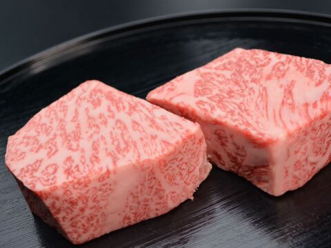 プレミアム感たっぷり！松阪牛ロース芯だけステーキ肉150ｇ×4枚