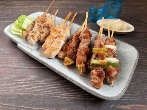 【冬ギフト】【冷凍】鳥取の自然育ち 鹿野地鶏 焼き鳥4種セット ～おうちで楽しむ本格地鶏の味～