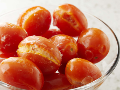 糖度10度以上の高リコピン薄皮フルーツミニトマト　シュガープラムの冷凍 2kg レシピ付き❣️(300012)