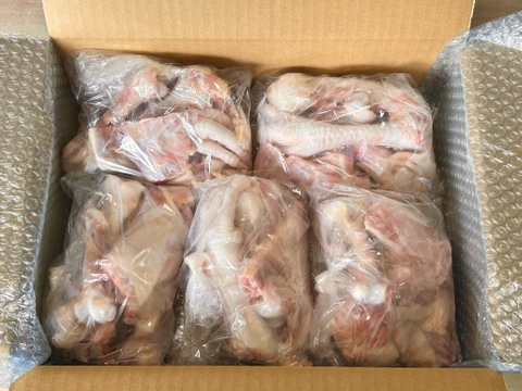 【濃厚‼️至高の白濁鶏ガラスープ】
【夢丸鶏】鶏ガラ5羽分(約2.2kg)