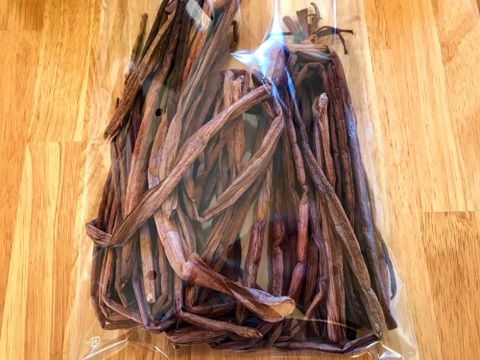 お出汁を食べる至福の食感。極上 芋がら（乾燥ずいき）[50g]