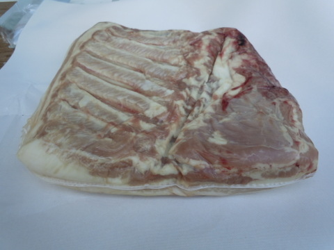 お得❗信州信州産はちみつで育てた銘柄豚・冷蔵バラブロック2.9kg