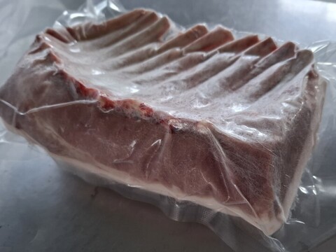 ジビエ　やわらか仔イノシシ　【骨付き】　スペアリブ　ブロック　550g