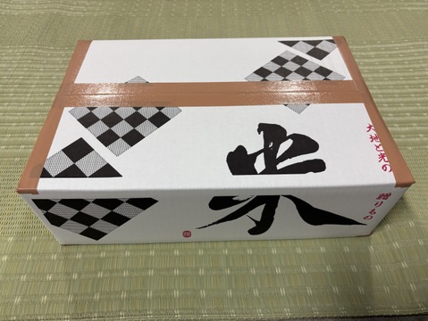 【中米(訳あり品)】【新米 令和７年産】富山県産コシヒカリ（精米）【ご家庭用・約9.5kg】（段ボール込み10kg）