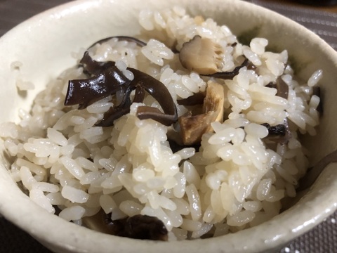 【ラーメンのトッピングに】徳島県産乾燥きくらげスライス25g×4