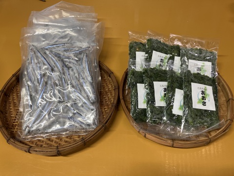 きびなご（約1kg）とあおさ（約400g）、お味噌汁、お吸い物セット