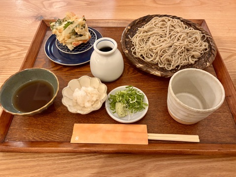 葉っぱまでおいしい！京の伝統野菜” 佐波賀 大根  (さばか だいこん) „【約2.5～3Kg】