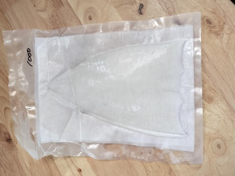 すぐ刺身で食べられる！白イカ　スキンレス6人前(冷凍)