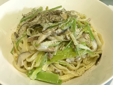 【京都産】リーキ（別名：ポワロ、西洋ネギ）1kg（７～９本）