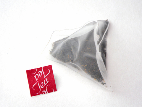 上品な甘みと豊かな香ばしさ【うれしの和紅茶】ティーバッグ　2袋(1袋2g×15個入り)
