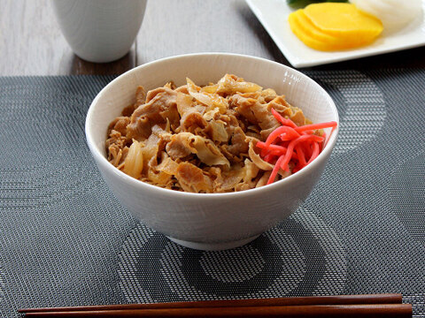 元気豚 炙り焼きチャーシュー 約700g（不定貫）・豚丼の具 135ｇ×10食（2食入×5パック）セット