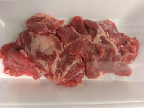 43ヶ月齢去勢牛　サーロインミニステーキ　100g　安心安全な草だけを食べて育った自然放牧ジャージー牛の赤身肉　グラスフェッドビーフ　　　年間5頭の希少性