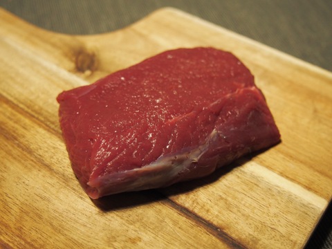【もも肉（シンタマ）3枚】100%北海道産熟成エゾ鹿肉