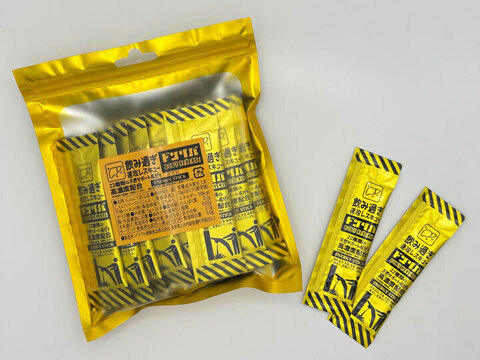 【半額セール！】60回分！かぐやのプレミアム黒にんにく×干柿のお酒好き用最強スティック