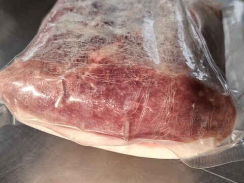 ジビエ　イノシシ　モモ　ブロック　710g