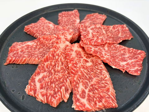＼ 新商品 ／ 焼肉用リブロース100g　口にいっぱいに広がる甘い脂と赤身の旨味♪