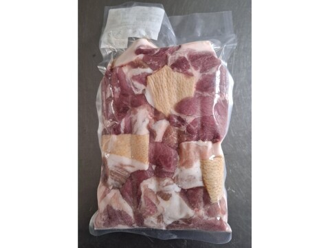 ジビエ　やわらか仔イノシシ　【皮付き】　ネック 　ブツ切り　530g