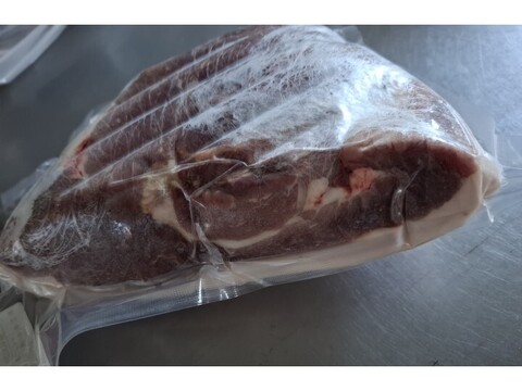 ジビエ　イノシシ　ランプ　ブロック　1430g