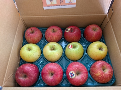 青森県弘前市産りんご　先行予約！！限定販売
　『蜜入り』 『大人気』『夢のコラボ』

『代々受け継いだ歴史の懐かしい自然の味』糖度１３度以上 家庭用完熟葉とらずサンふじ、王林ミックス約３kg１２個入り