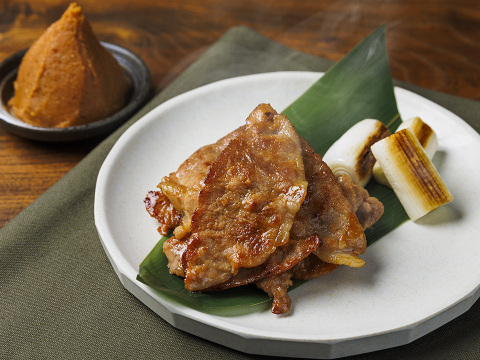 【福袋】手間いらずでこの味！平田牧場定番ごちそう惣菜セット+豚まんおまけ付き★[冷凍発送](No.55)