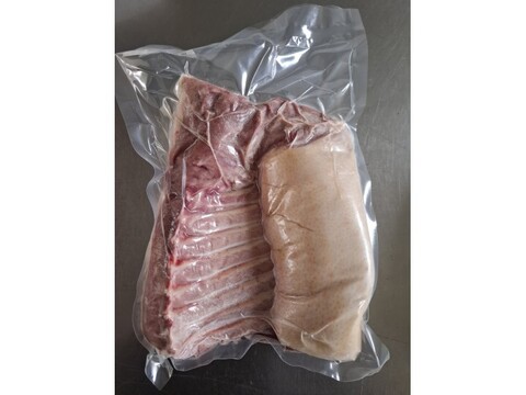 ジビエ　やわらか仔イノシシ　【皮付き・骨付き】　スペアリブ　ブロック　1120g