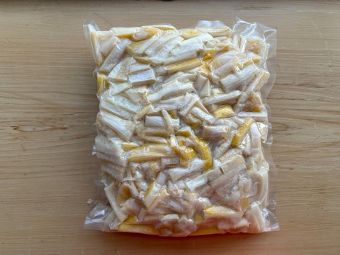 【大容量】8kg (2kg4袋)カット済！新鮮朝採れ！
釜茹でを冷凍便で『たけのこ(メンマ)水煮』
