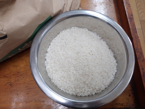 新米　岩槻産コシヒカリ２ｋｇ(精米済）