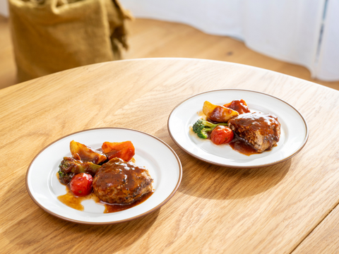 【三つ星店出身シェフ監修】国産食材100％のごちそうごはんシリーズ「Vivid TABLE」4食セット