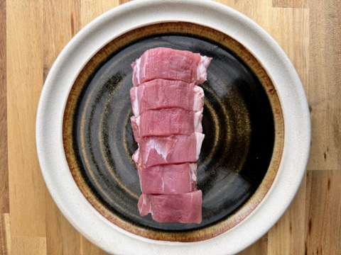 【小江戸黒豚】ちょっと贅沢に！厚切り肉セット
ヒレ肉・ロース肉・肩ロース肉（750ｇ）《冷凍でお届け》《ご自宅用》