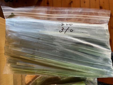 残り1セット　自然農法栽培 レモングラス ハーブherb lemongrass　冷凍　1000g以上入れてお届けいたします。