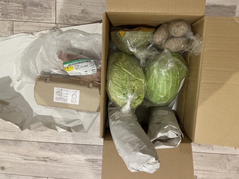 【北海道発】放牧豚肉（ロースまたは肩ロース）＆平飼い鶏の有精卵10個＆季節の有機野菜セット【期間・数量限定品】【予約受付中】