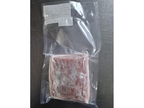 ジビエ　やわらか仔イノシシ【皮付き】ロース　ブロック 　180g