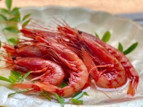 濃厚な旨み極みを持つ夕陽染めの真紅の赤エビ800g