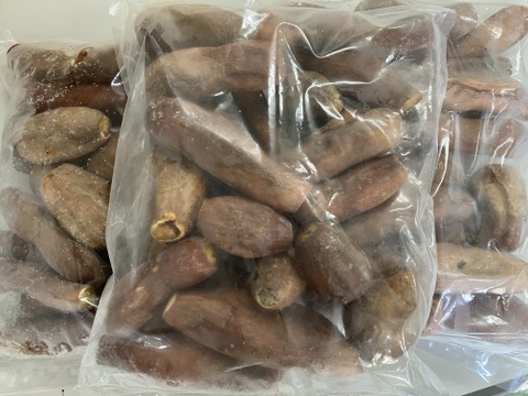 中園ファームの熟成安納芋の焼き芋（冷凍）訳あり1.2㎏×3袋