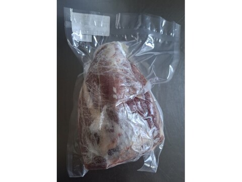 ジビエ　イノシシ　モモ　ブロック　1090g