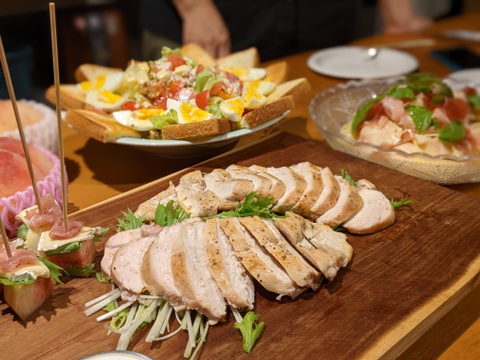 使いやすい！ムネ肉小分けパック（2枚×4）