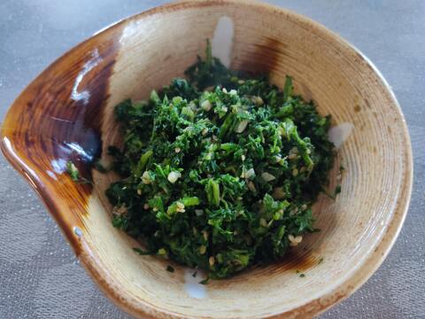 ✨香り高い栄養満点！摘みたて「葉ニンジン」約500g（根付き・根なし混在）｜農薬・化成肥料不使用✨