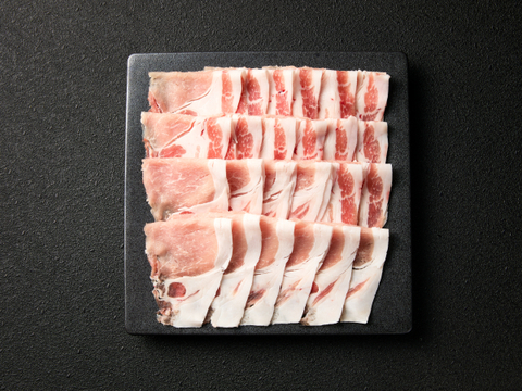 【冬ギフト】《鹿児島伝統の黒豚 3～4人前》しゃぶしゃぶ堪能セット 〈ロース・肩ロース・バラ〉【のし対応】