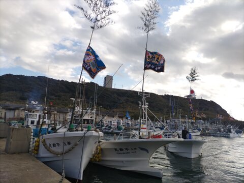 大きめサイズ！　活け〆ヒラメ
2kg位／1尾  (1.8〜2.3kg 位)